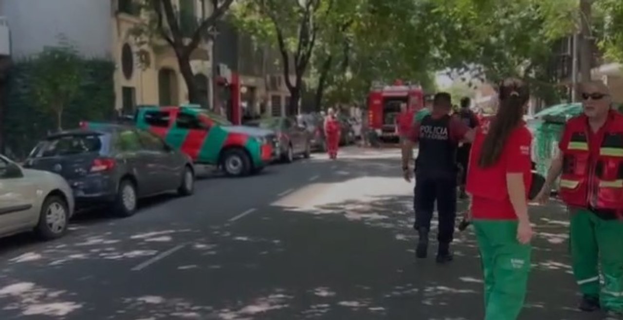 Incendio en un hotel familiar de Caballito: un muerto