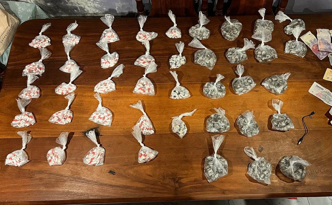 Secuestraron más de 1.200 dosis de droga en el barrio 1-11-14