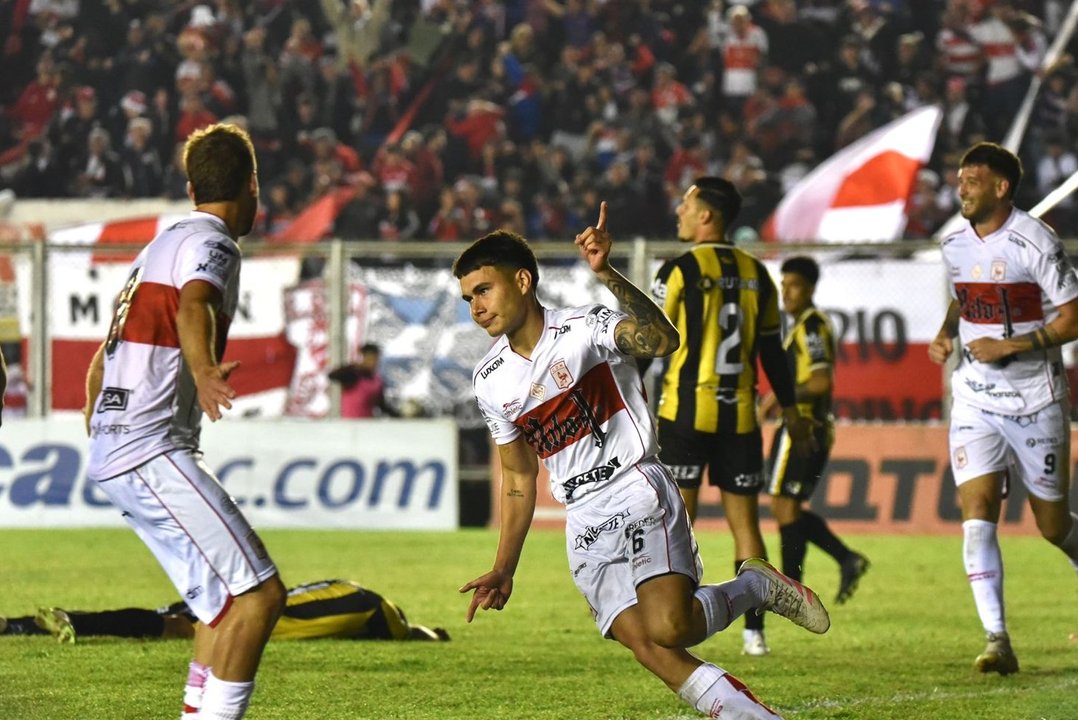 La respuesta de Deportivo Morón tras las acusaciones contra su DT: “no condice con su personalidad”