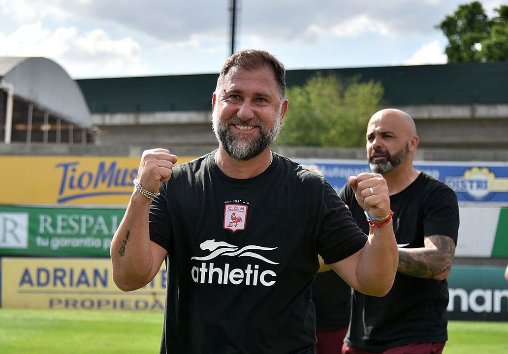 Otta, entrenador de Deportivo Morón, aseguró que “es una injusticia total” que lo suspendan por dichos falsos