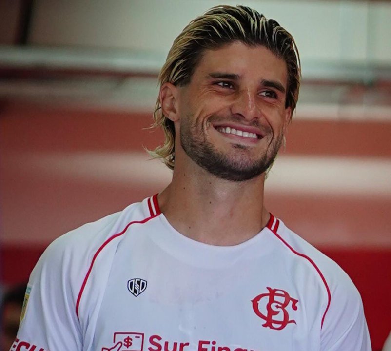 Fuertes críticas al posteo de Barracas Central del gol de penal del Chino Insúa