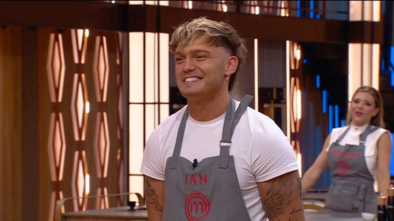 Ian Lucas junto al Chino Leunis en MasterChef Celebrity