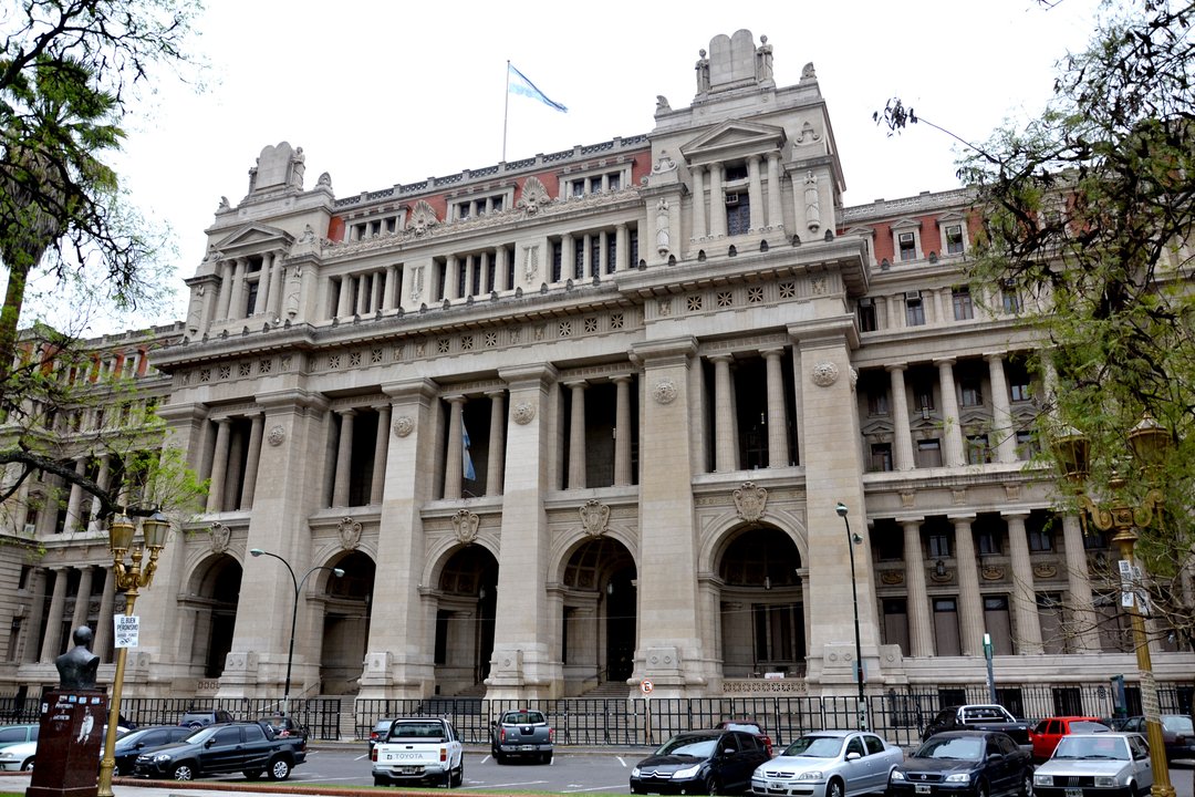 La Corte anuló dos sentencias del TSJ porteño y otra de Bahía Blanca