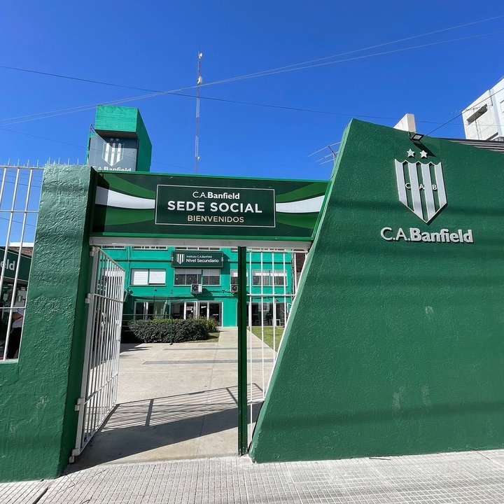 Banfield y Huracán se enfrentan por el Torneo Apertura 2026