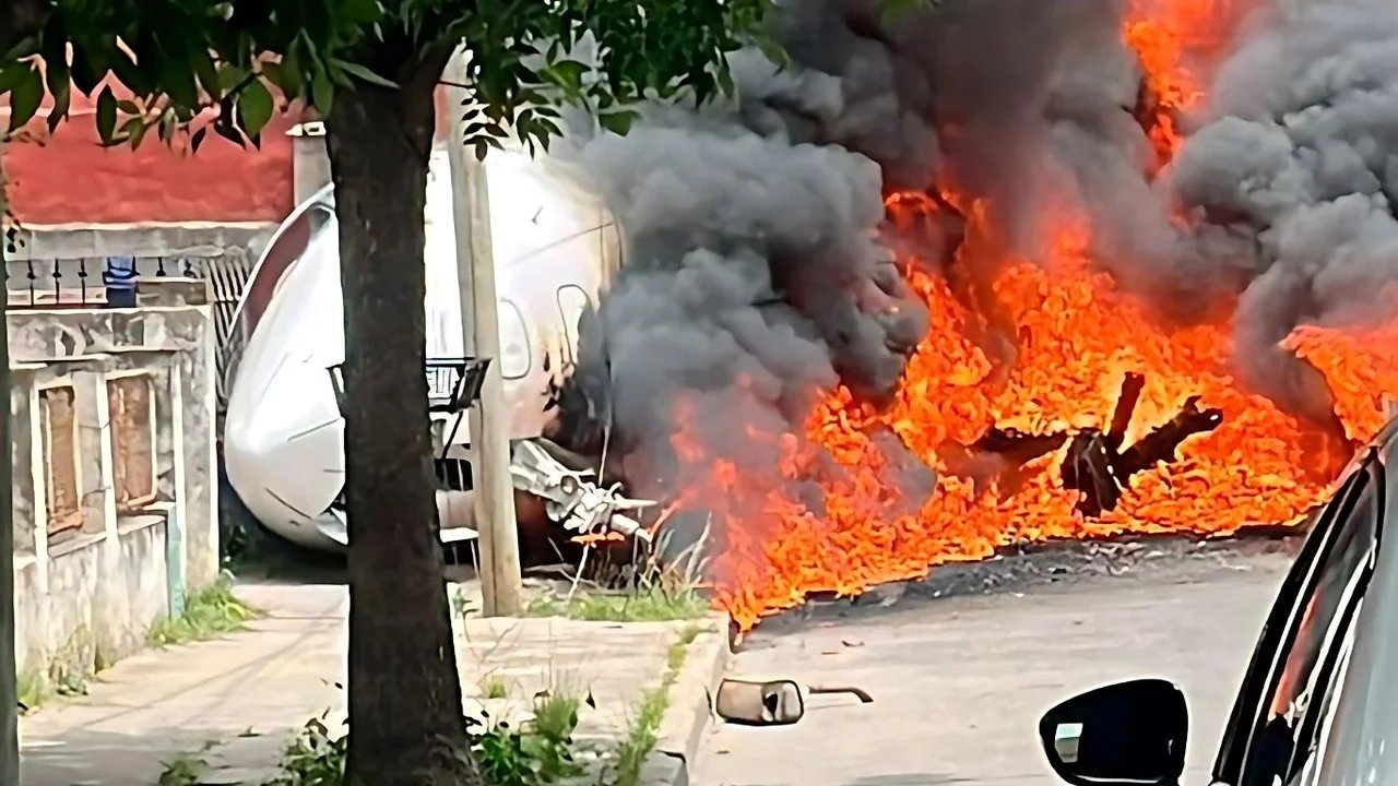 Operativo de emergencia tras el accidente aéreo en San Fernando