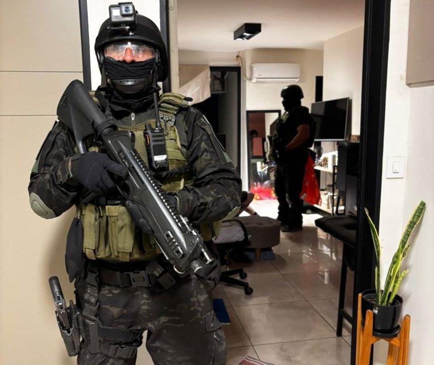 Operativo antidrogas de la Fuerza Policial Antinarcotráfico en Córdoba