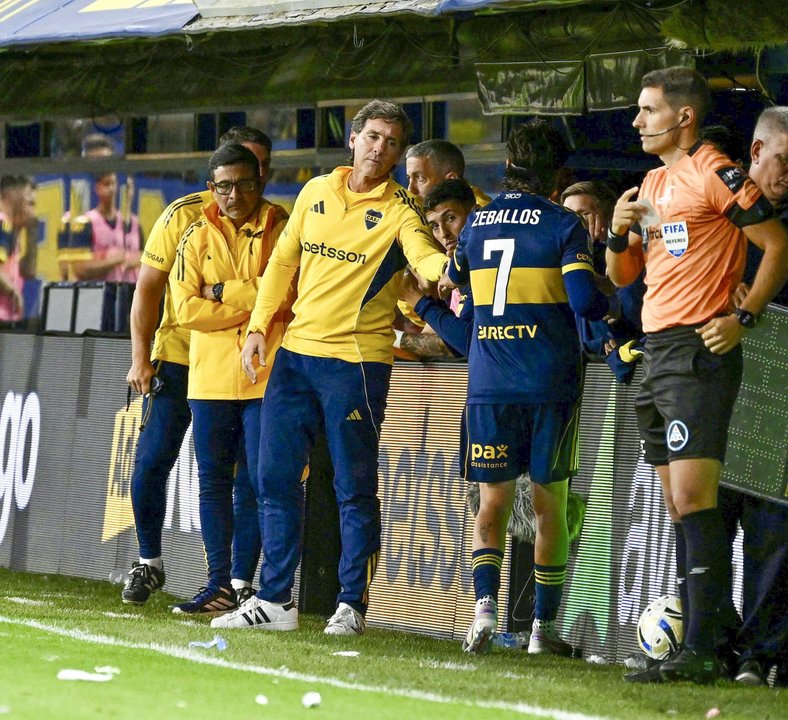 Un ayudante de Úbeda rompió el silencio tras su salida de Boca: “Claudio es muy inteligente y muy tranquilo”
