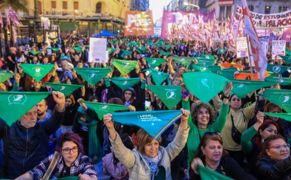 El acceso al aborto legal se sostuvo en el territorio durante 2025, impulsado por las provincias y pese al desfinanciamiento nacional