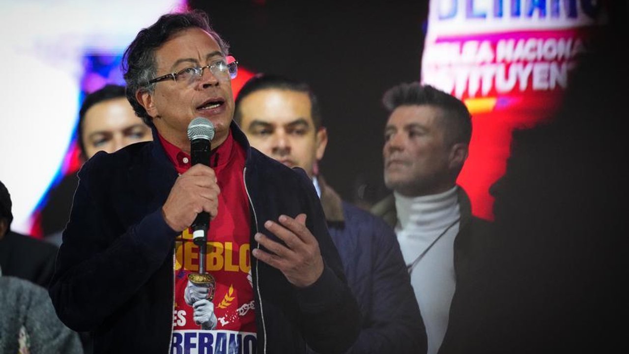 El presidente de Colombia, Gustavo Petro, convocó a movilizaciones en defensa de la soberanía