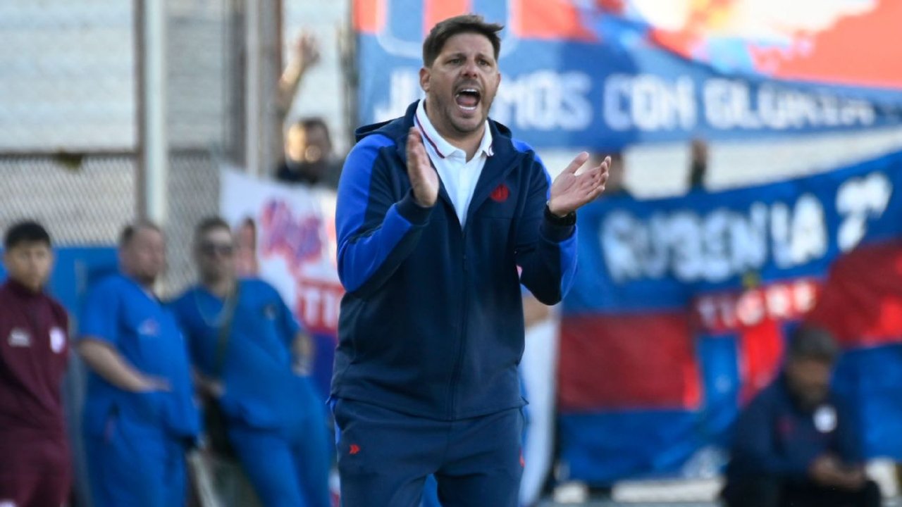 Damián Ayude durante un partido de San Lorenzo