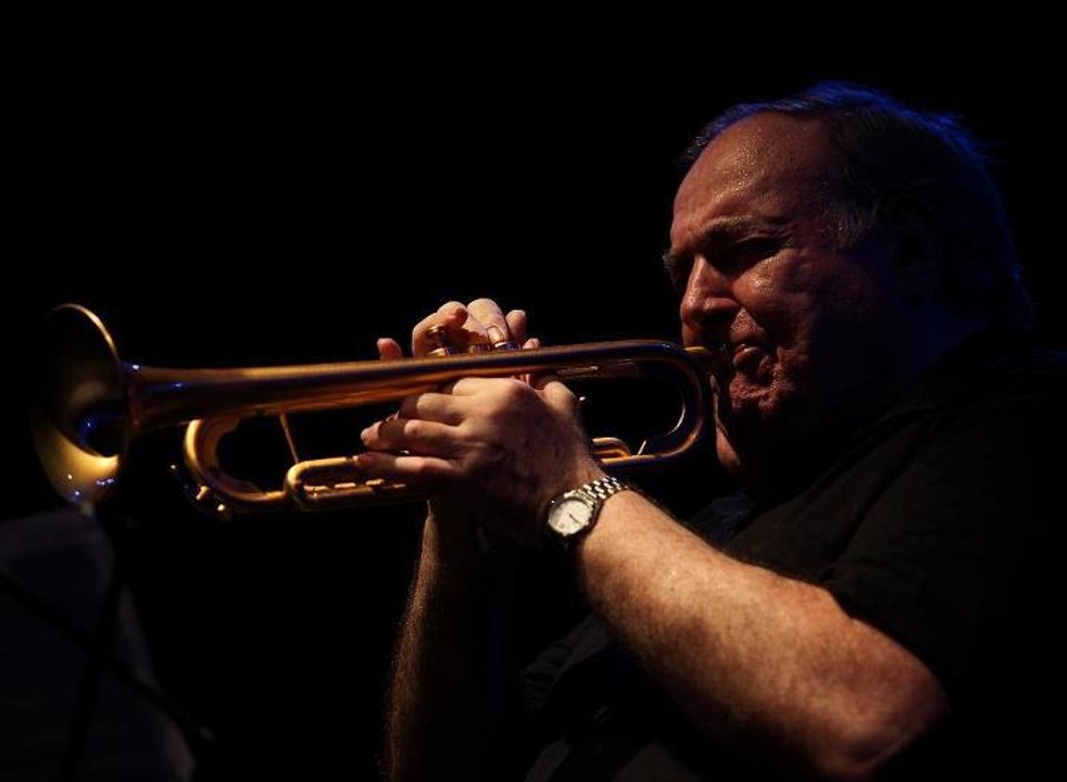 Robert ‘Fats’ Fernández, referente de la trompeta y del jazz argentino