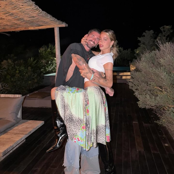 Tini Stoessel y Rodrigo De Paul, unidos tras la final del Mundial