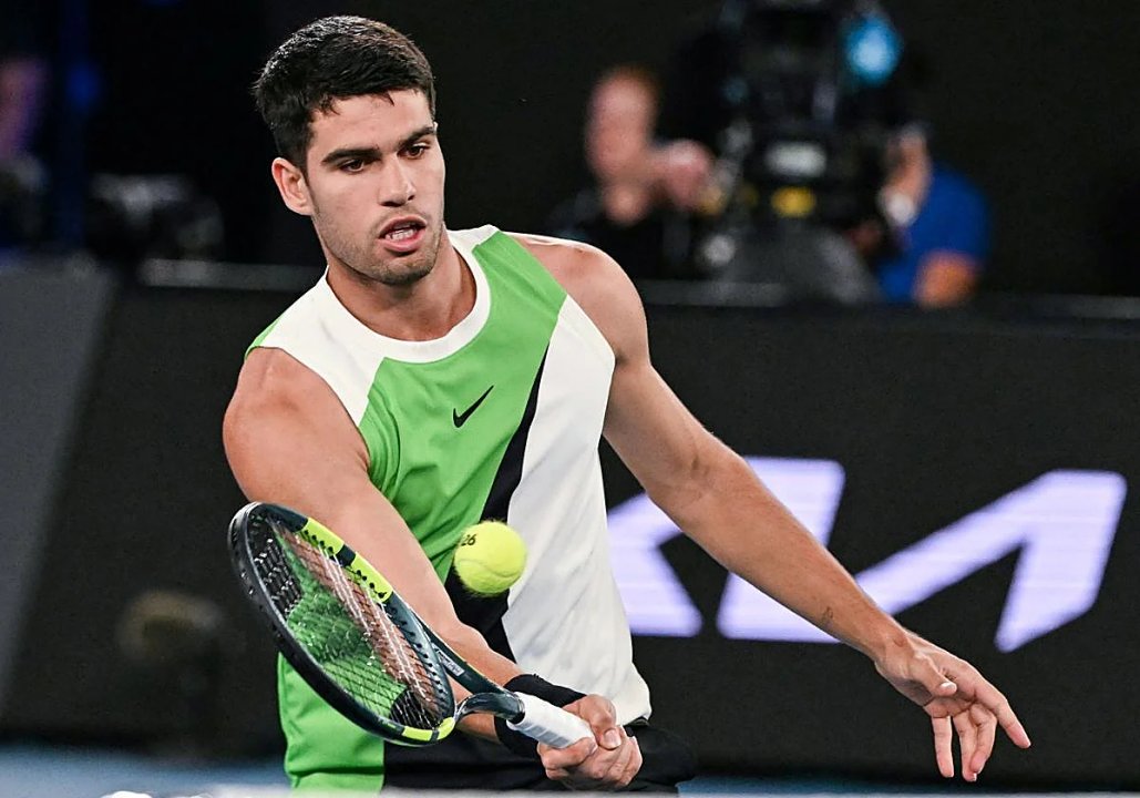 Carlos Alcaraz en su debut en el Australian Open 2026