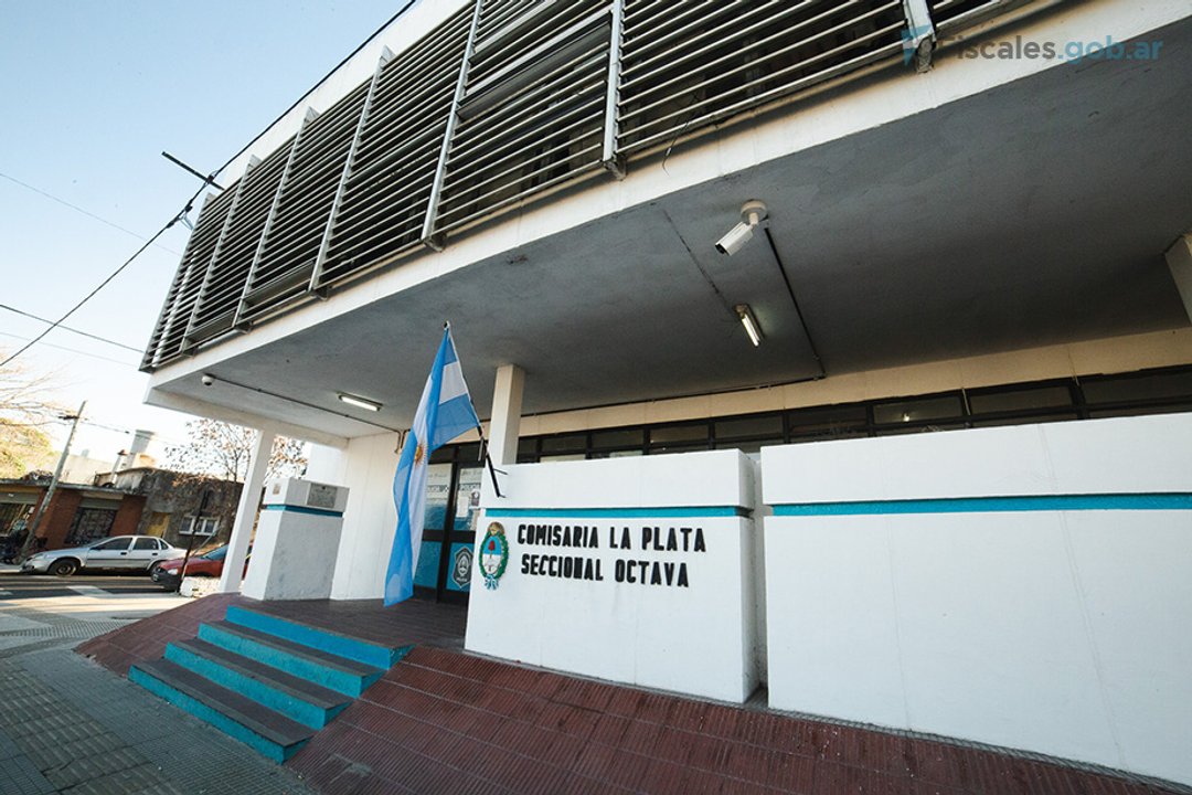 Allanamiento en la Comisaría Octava de La Plata