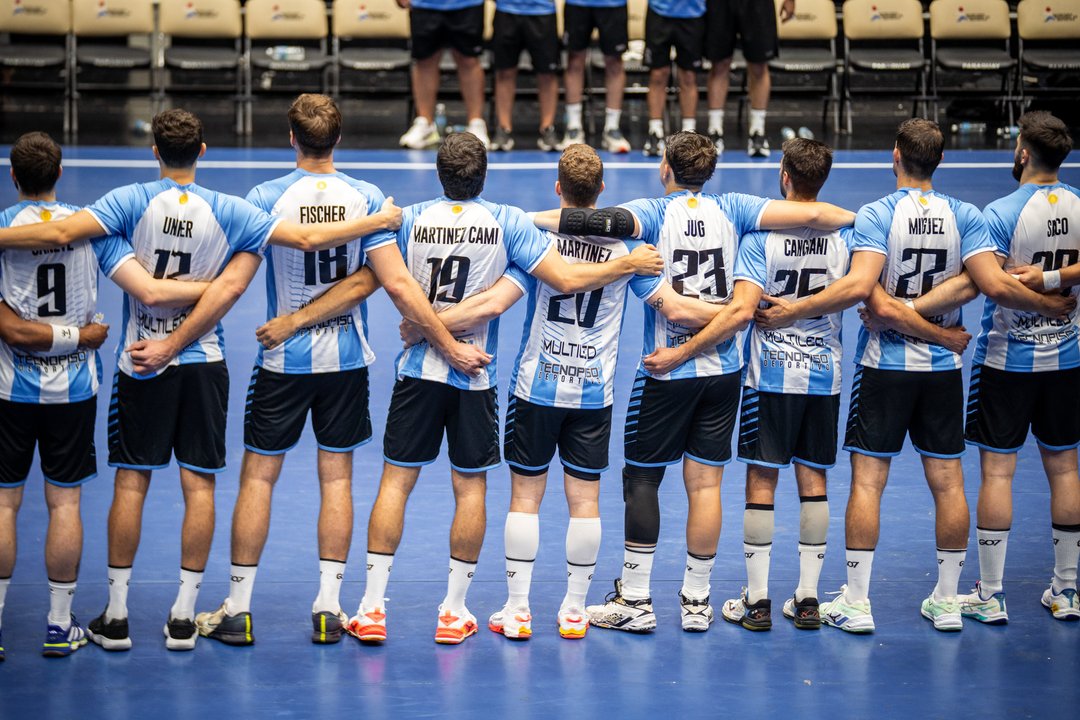 Selección argentina de handball ante Chile en el Sur-Centro de Asunción