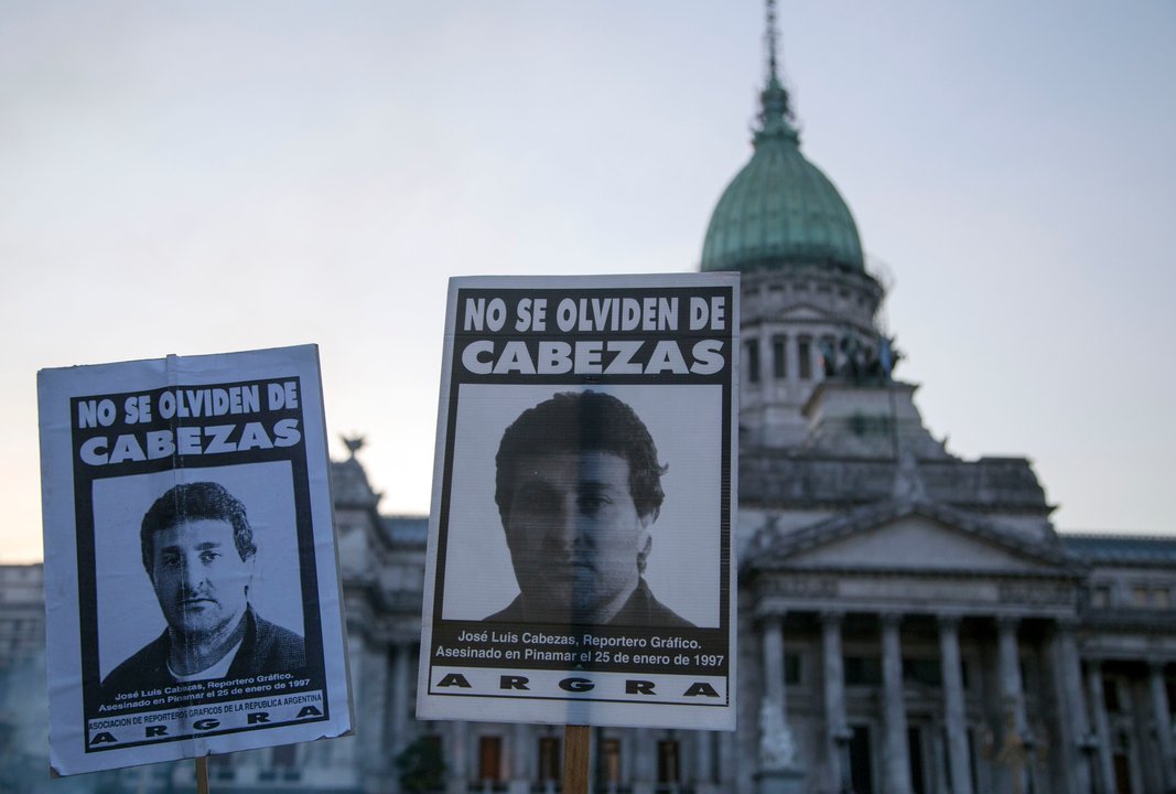 Acto en memoria de José Luis Cabezas, fotoperiodista asesinado