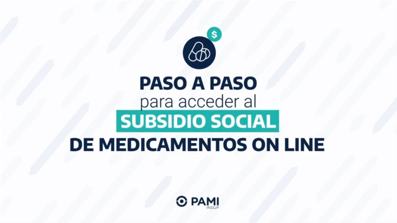 Afiliada de PAMI consultando sobre la cobertura de medicamentos