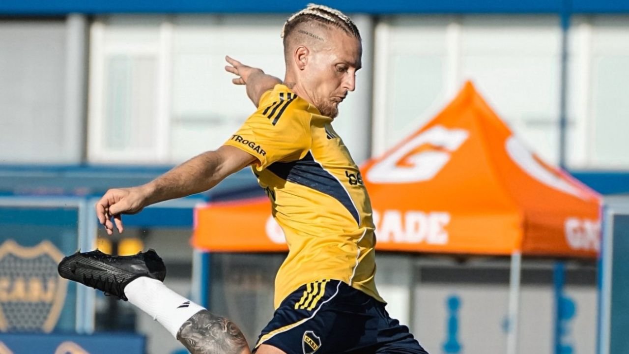 Santiago Ascacíbar en conflicto con hinchas de Estudiantes