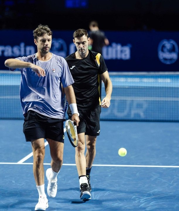 Horacio Zeballos durante un partido de dobles en el Abierto de Australia