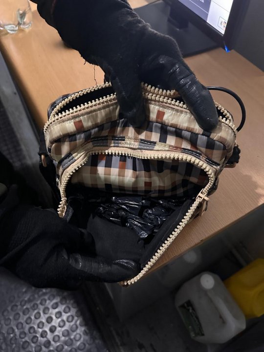 Gendarmería secuestró droga y un arma de fuego en un control en Neuquén