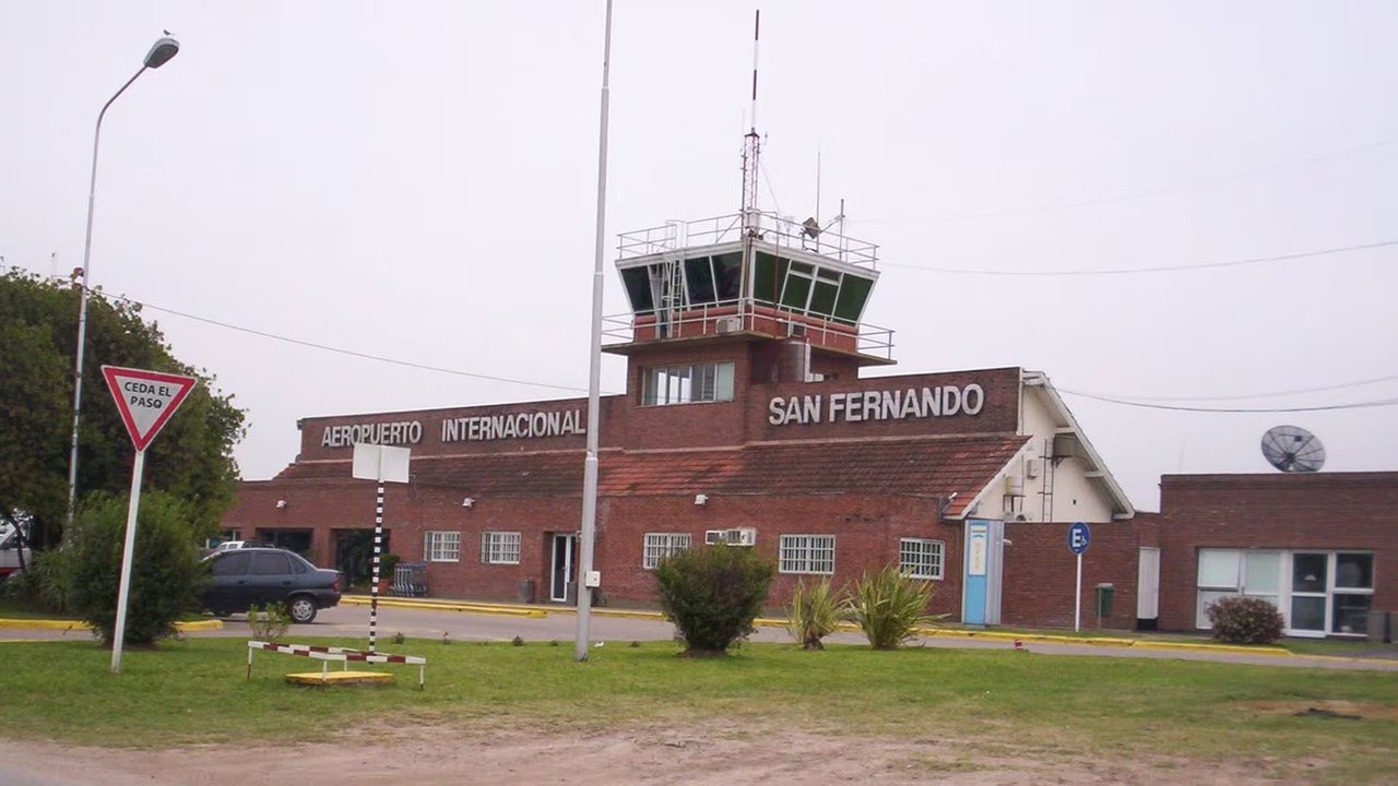 Allanamiento en hangar del aeropuerto de San Fernando