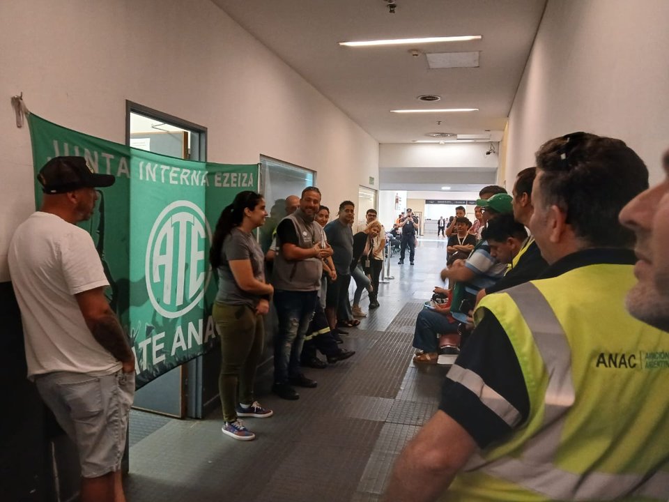 Trabajadores de ATE en medidas de fuerza en el sector aeroportuario