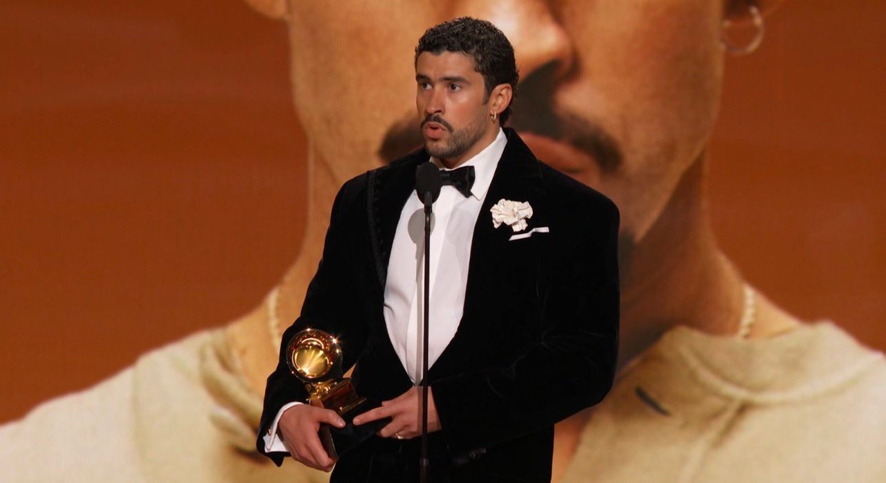 Bad Bunny durante su discurso en los Premios Grammy