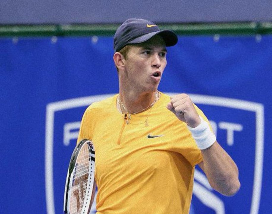 Martin Damm Jr. celebra su triunfo ante Hubert Hurkacz en el ATP 250 de Montpellier