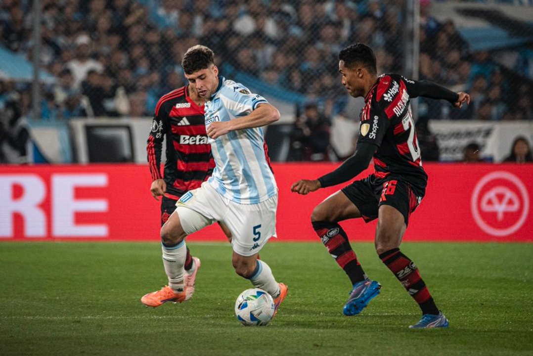 Juan Nardoni con la camiseta de Racing Club