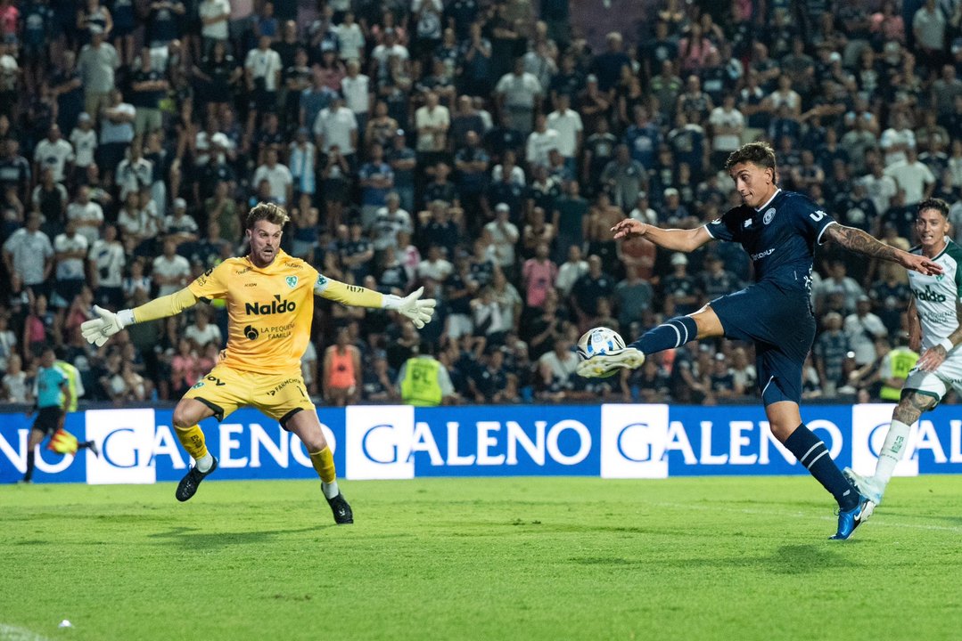 Estudiantes de Río Cuarto e Independiente Rivadavia se enfrentan por el Torneo Apertura 2026