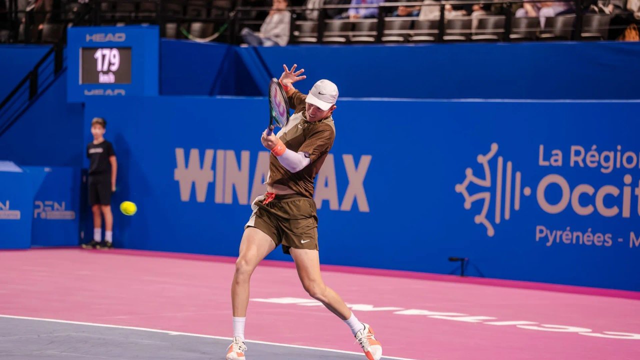 Martin Damm Jr. avanza a cuartos de final en el ATP 250 de Montpellier