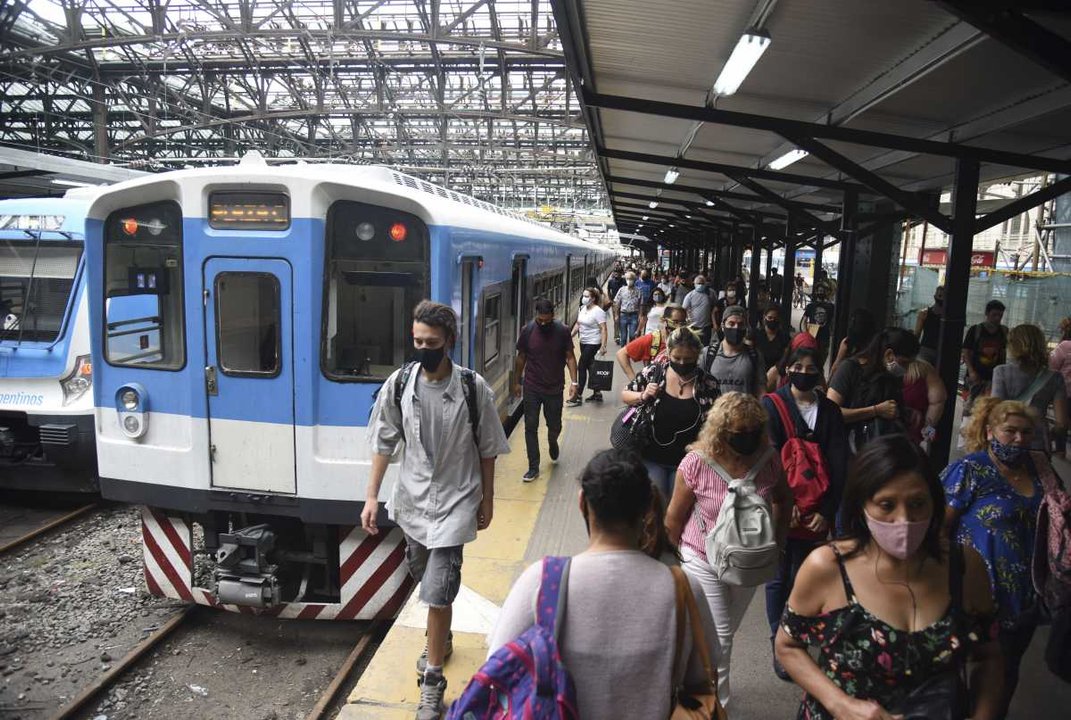 Formación ferroviaria circulando en Argentina
