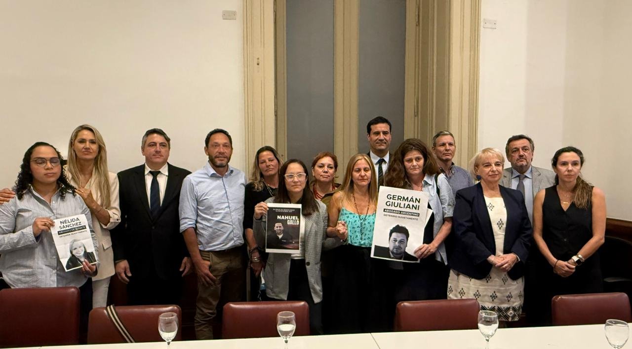 Familiares de los argentinos detenidos en Venezuela reclaman apoyo político en el Congreso