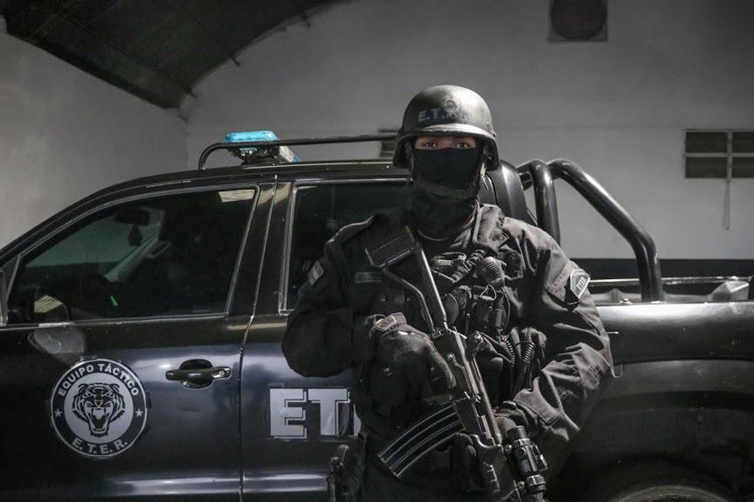 Patrullero de la Policía de Córdoba en operativo