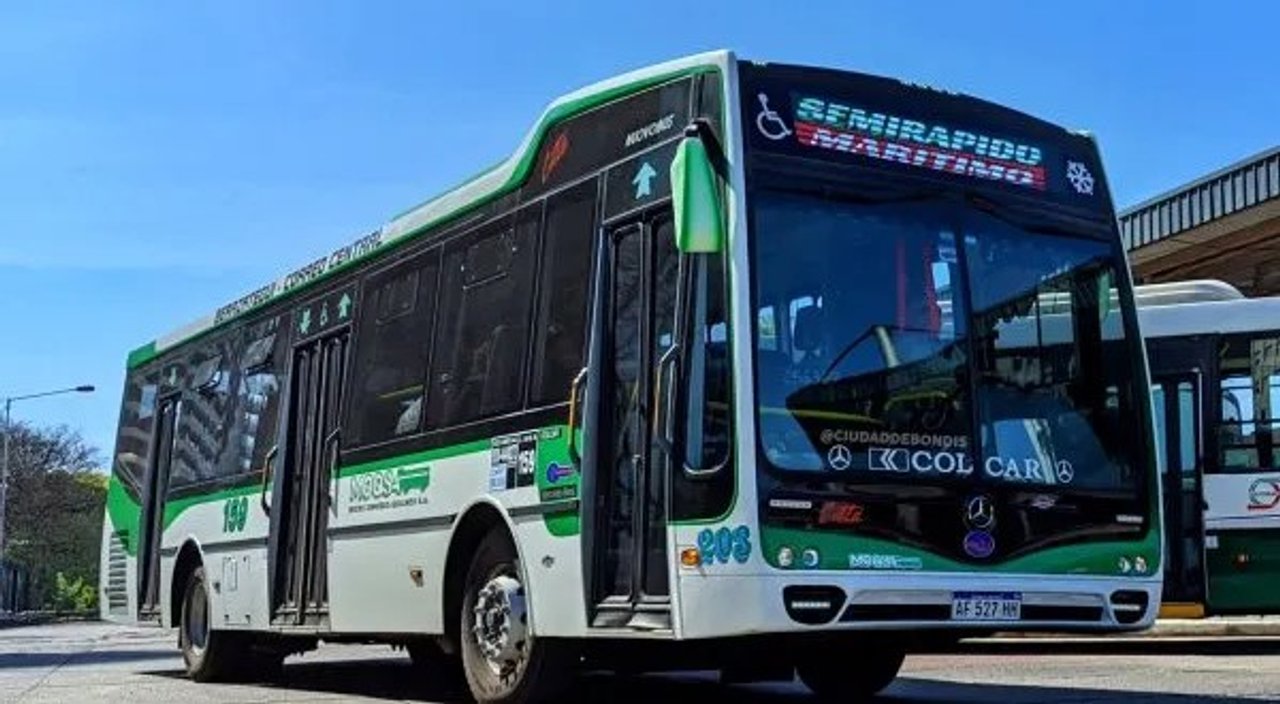 Colectivos fuera de servicio por paro de choferes