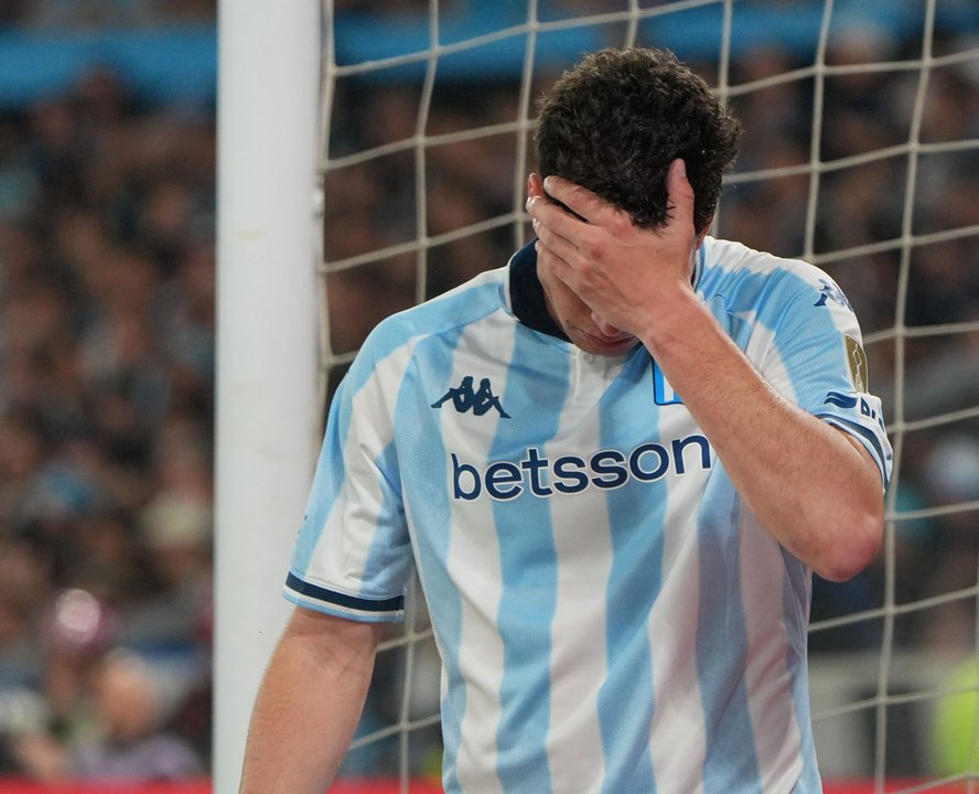 Juan Nardoni en Racing, en medio de la negociación con Gremio