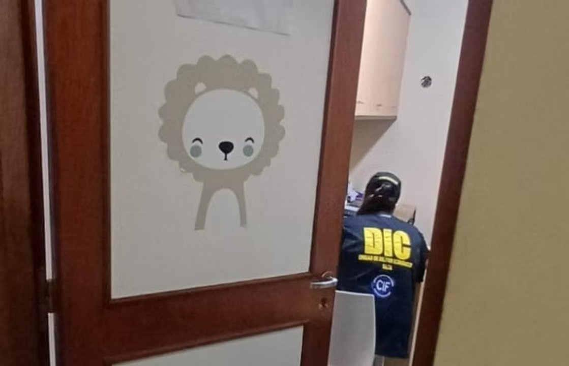 Equipos neonatales en una clínica privada de Salta