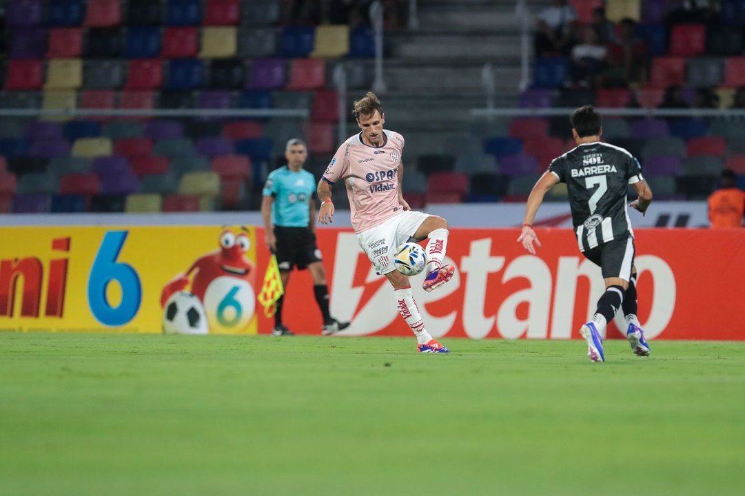 Central Córdoba celebra el gol ante Unión de Santa Fe