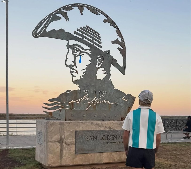 Intervención artística de la figura de San Martín en el Campo de la Gloria