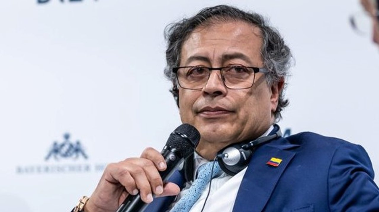 Gustavo Petro durante una actividad oficial en Colombia
