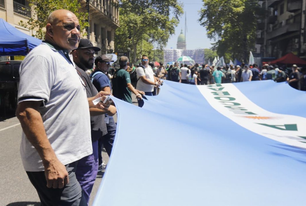 Manifestación y disturbios en las inmediaciones del Congreso