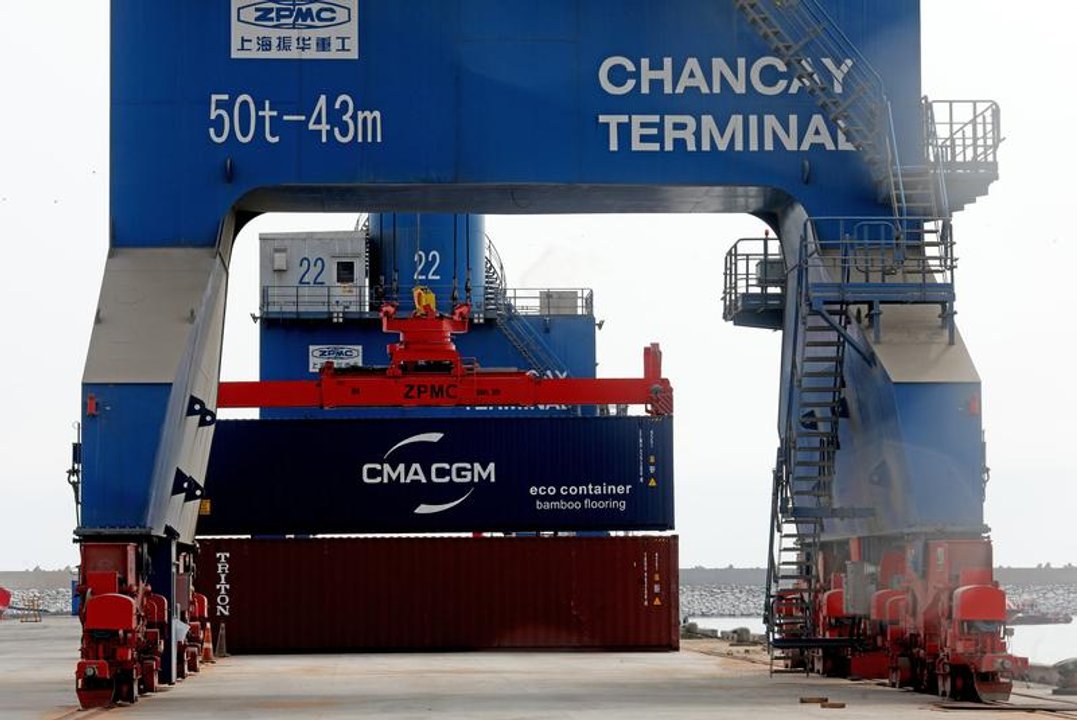 Vista del puerto peruano de Chancay, eje de la disputa entre China y Estados Unidos