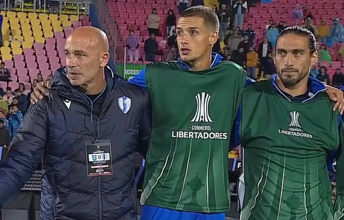 Sebastián Gallego Méndez celebra la clasificación de Juventud de Las Piedras