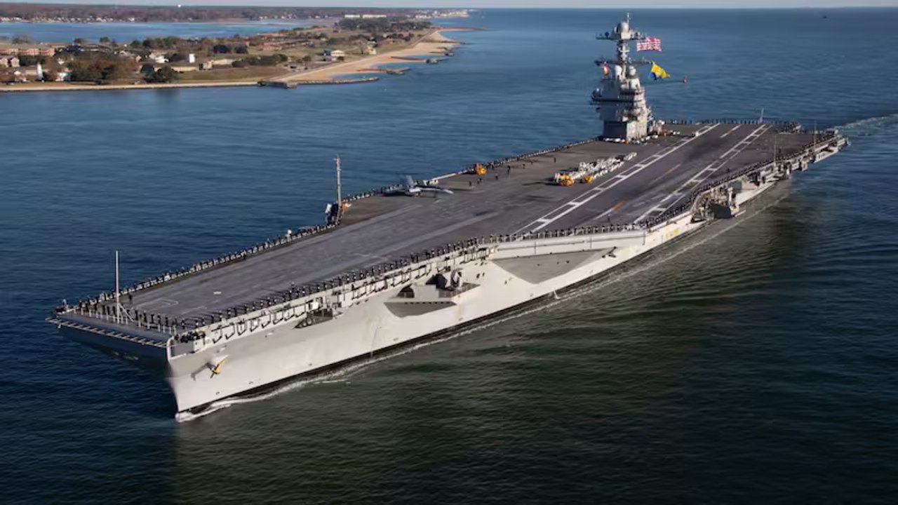 El portaaviones USS Gerald Ford en operación
