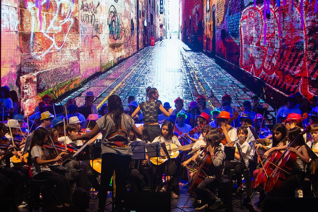 Jóvenes músicos interpretan un homenaje sinfónico a Los Fabulosos Cadillacs en el Palacio Libertad
