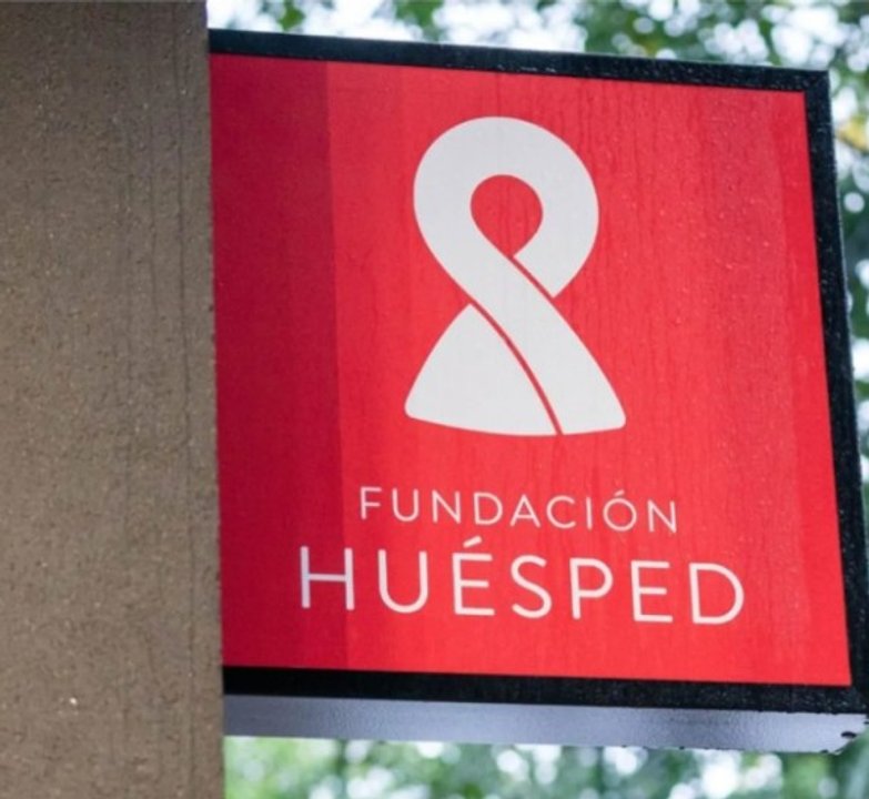 Sede de Fundación Huésped y referencia a la reforma laboral