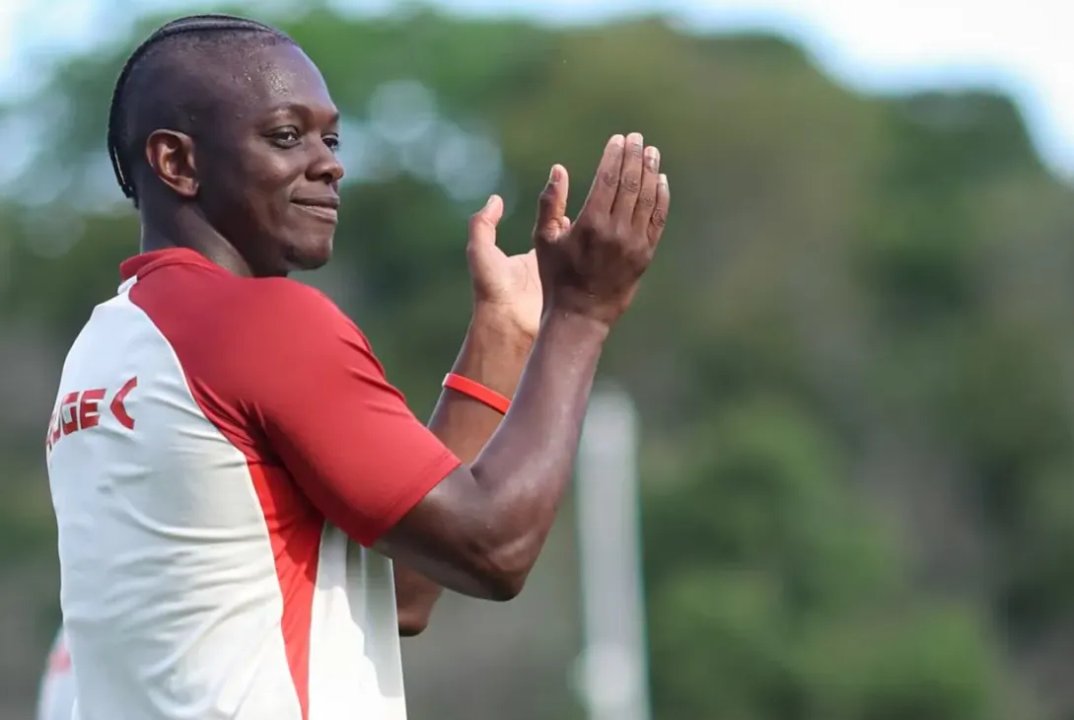 Edwuin Cetré durante un partido con Estudiantes de La Plata