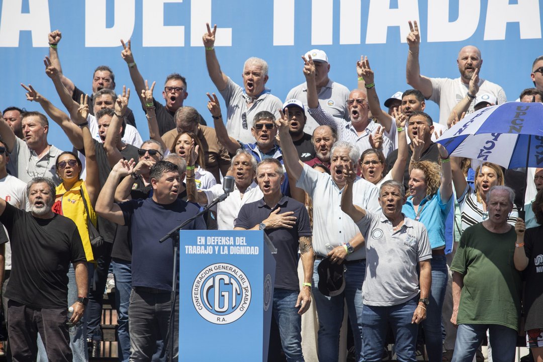 Cúpula de la CGT anuncia un paro general