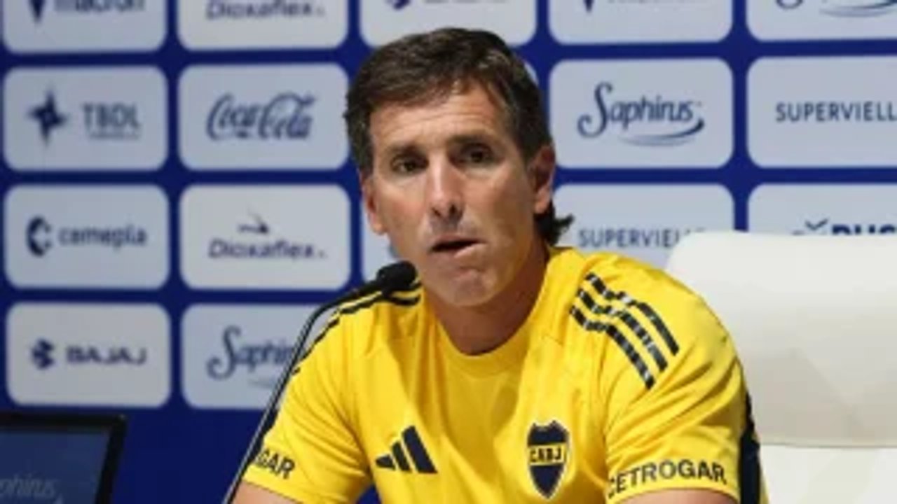 Claudio Úbeda durante un partido de Boca Juniors en La Bombonera