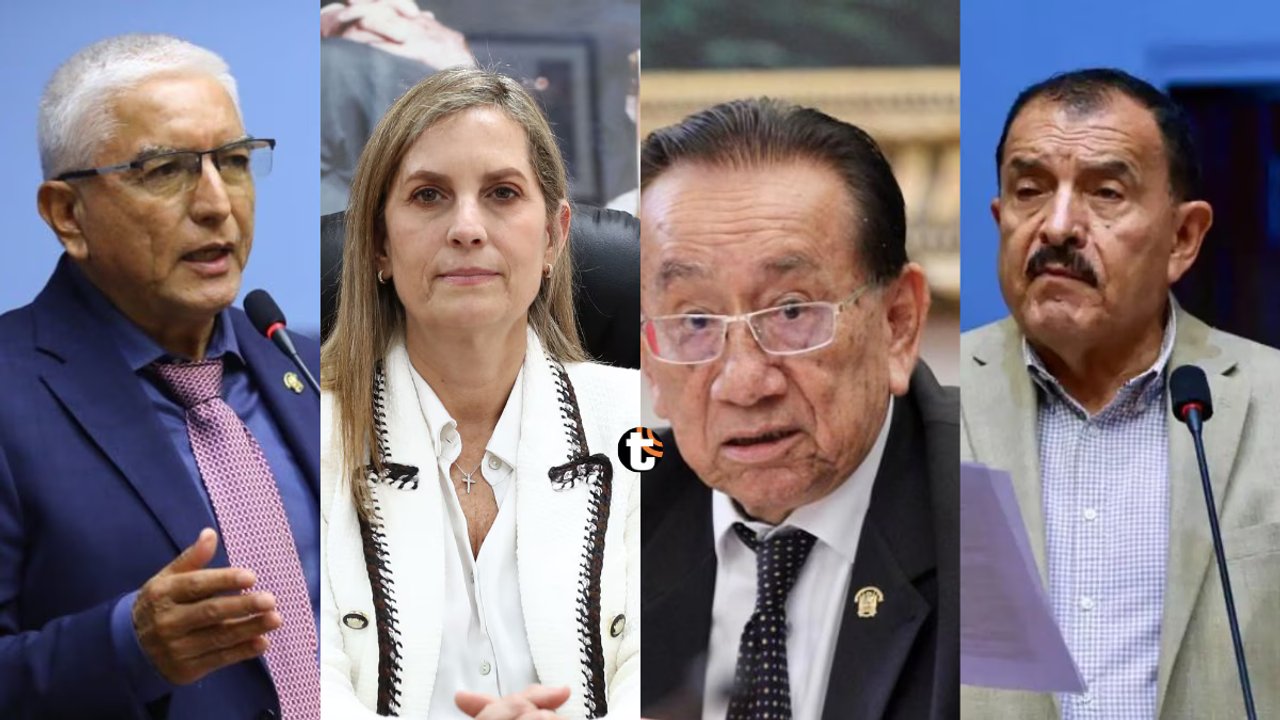 Congreso de Perú durante la sesión para elegir nuevo presidente interino